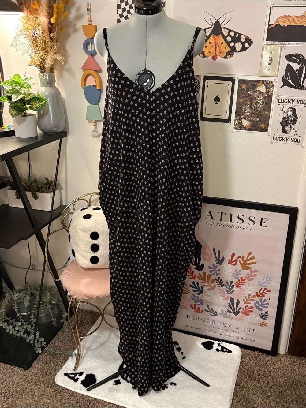 Lulus Black Floral Maxi Dress Size M/L NWT